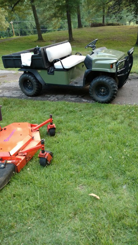 EZGO ST 4x4 UTV