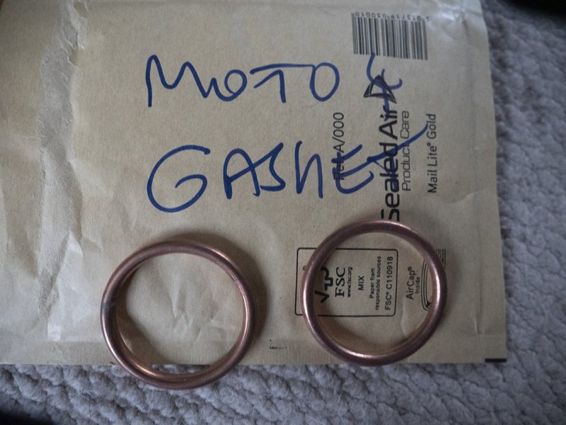 moto4 gaskets.jpg