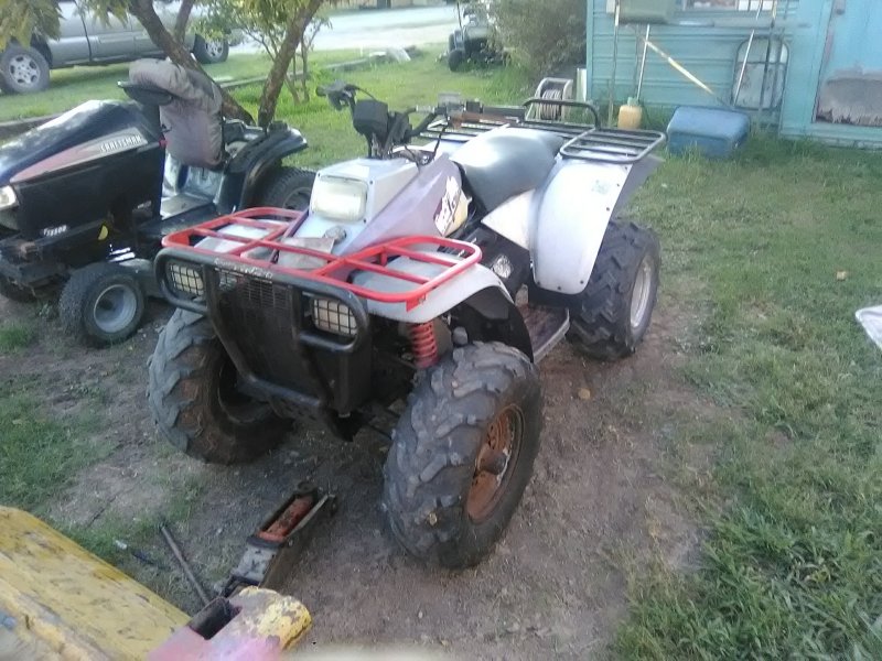 Polaris 4 wheeler.jpg